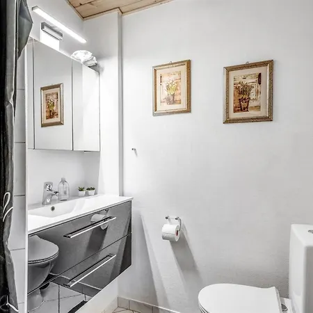 Holiday home Estella - 900m From The Sea By Interhome *