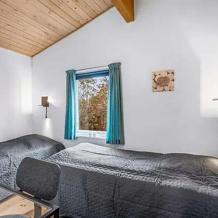 Holiday home Estella - 900m From The Sea By Interhome
