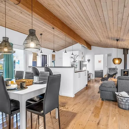 Holiday home Estella - 900m From The Sea By Interhome Boto By
