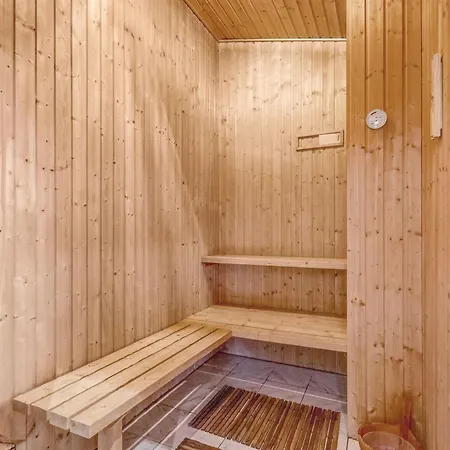 Estella - 900m From The Sea By Interhome Bøtø By